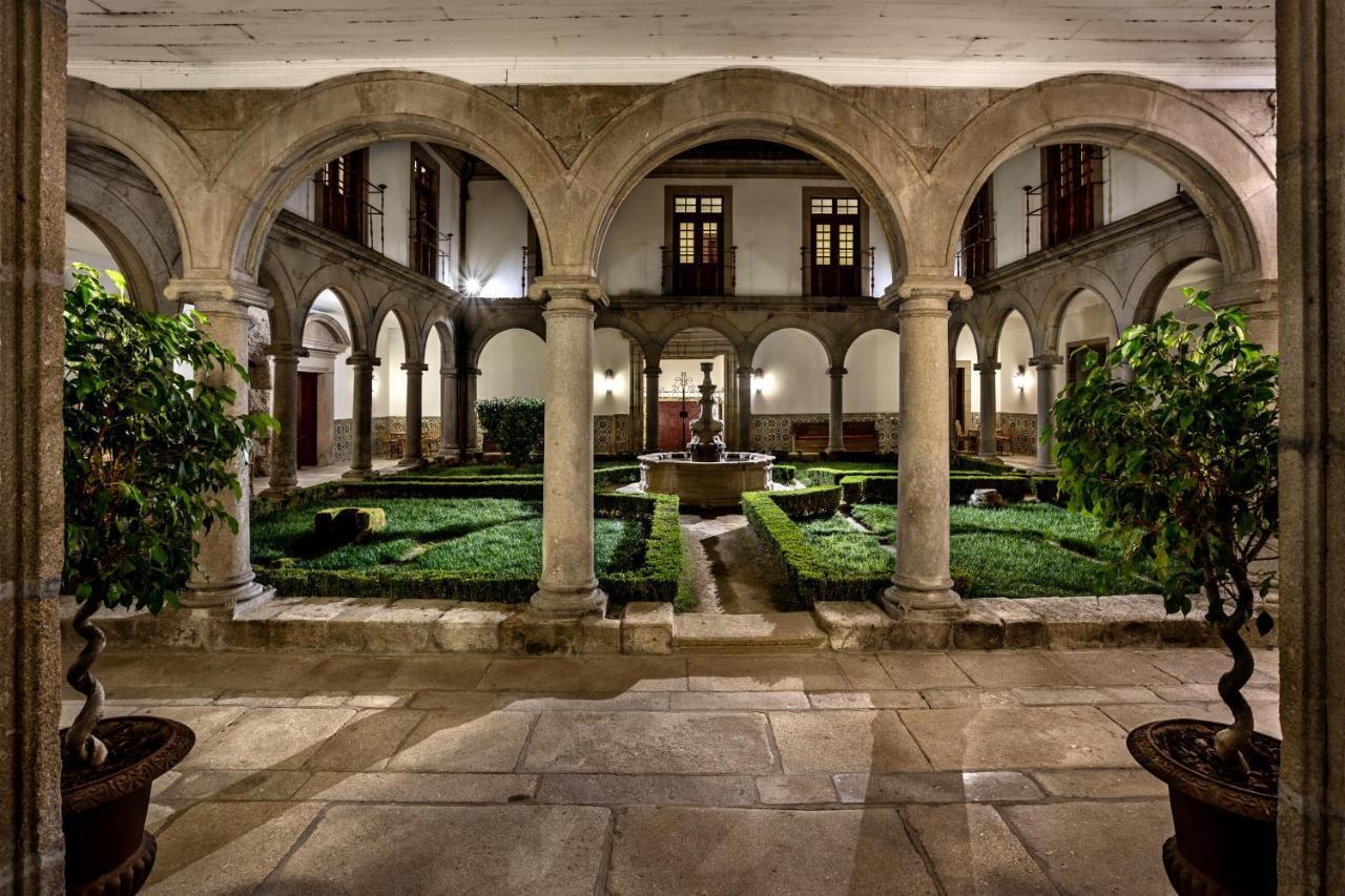 Pousada Mosteiro De Guimarães Exteriér fotografie The University of Salamanca